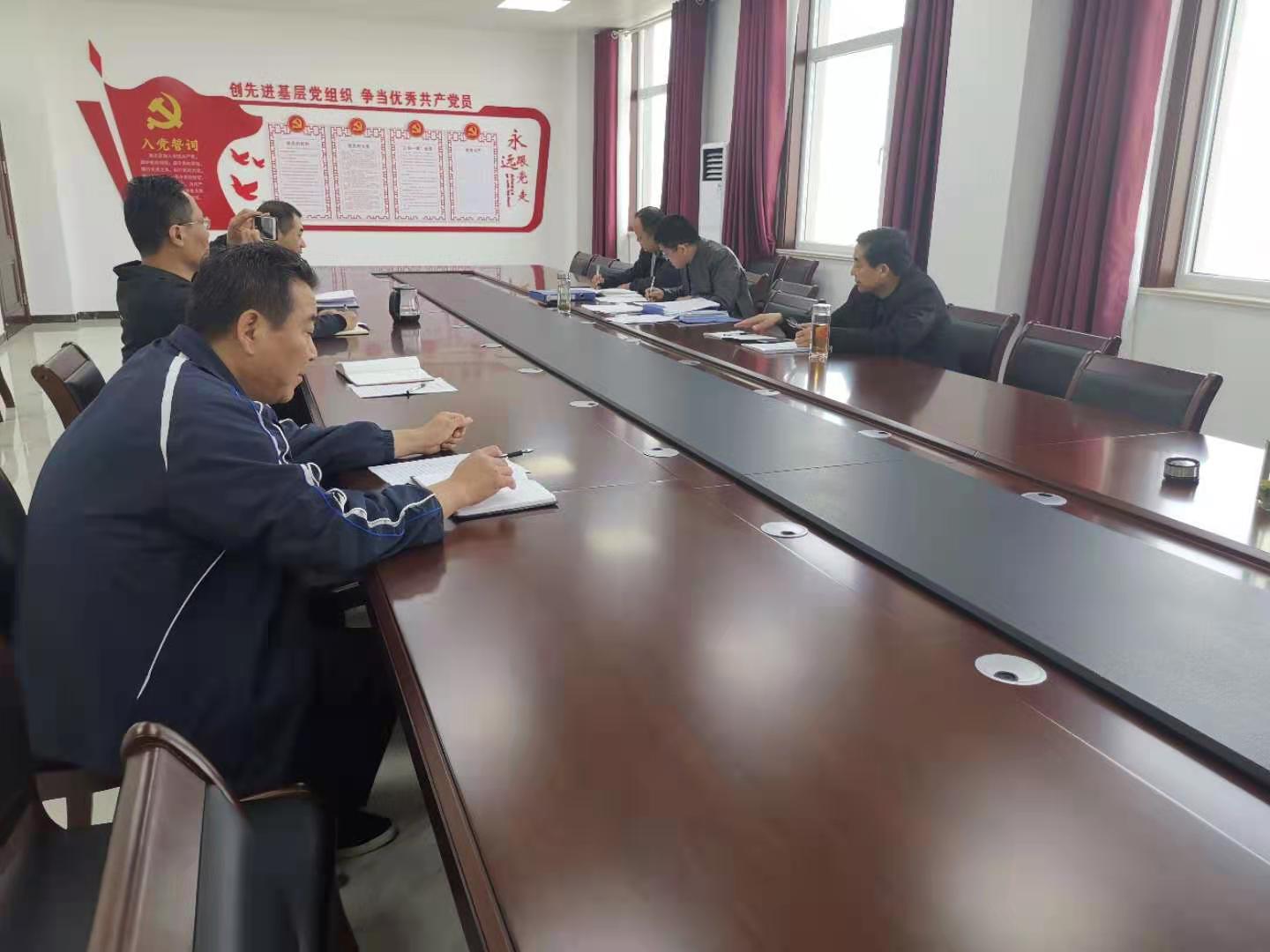 潘局长督查安全工作.jpg